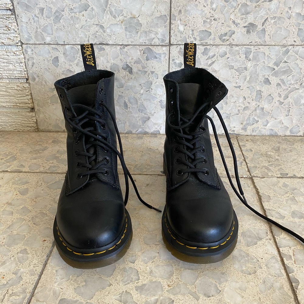 Classic Dr. Martens